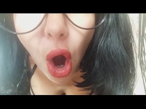❤️ Sayang, ibu tiri anjeun moal ngantep anjeun sakola dinten ayeuna ... Abdi peryogi anjeun teuing ... ❤️ porno keras di urang