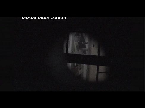 ❤️ Blondie cicingeun dirékam pidéo ku voyeur lingkungan disumputkeun tukangeun bata kerung ❤️ porno keras di urang