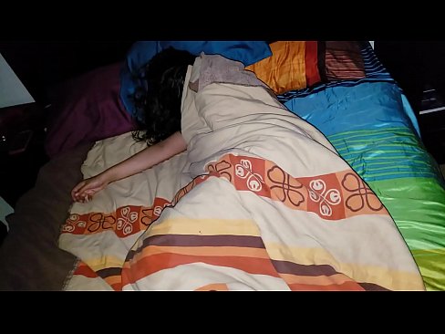 ❤️ Stepson berating indung suku ngora na bari manehna saré. ❤️ porno keras di urang
